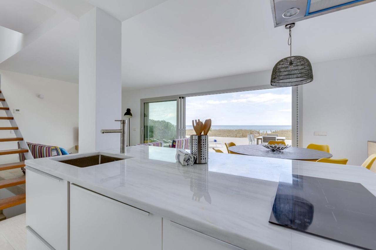 Yupihome Son Serra First Line Villa